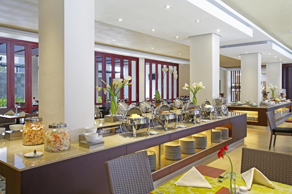 Hotel Surya Yudha Purwokerto Buitenkant foto
