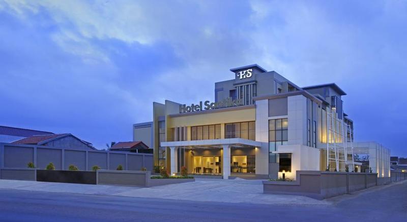 Hotel Surya Yudha Purwokerto Manage By Salak Hospitality Buitenkant foto